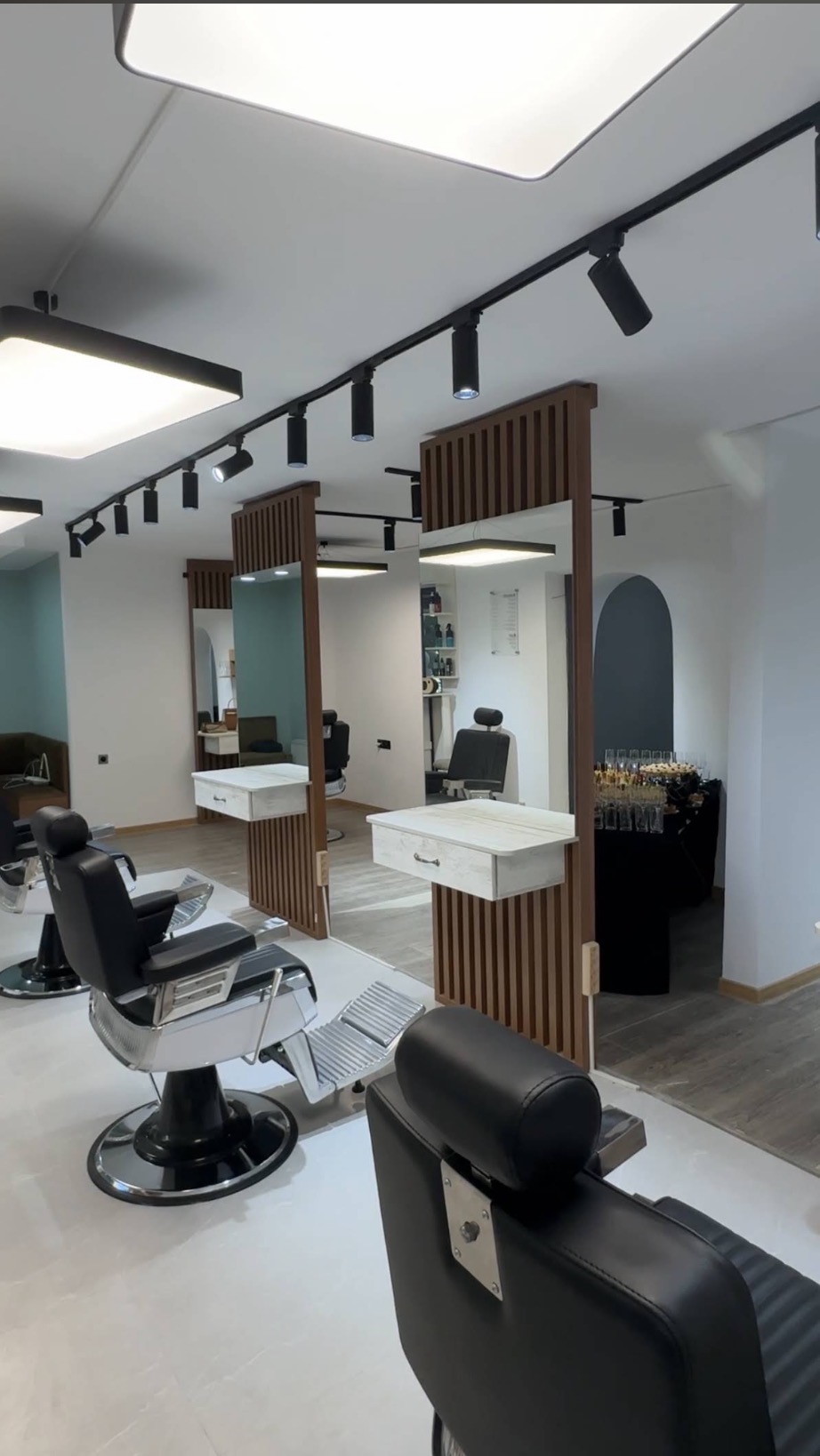 JOKER Barbershop Kazbegi styling floor with classic barber chairs